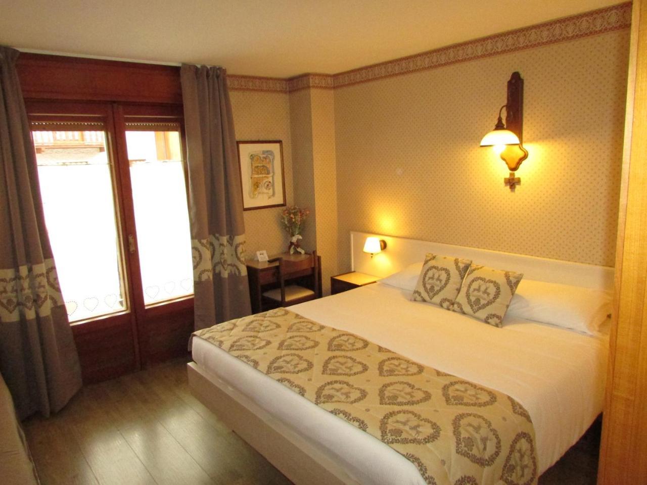 ואלטורננקה Hotel Meuble Meridiana מראה חיצוני תמונה